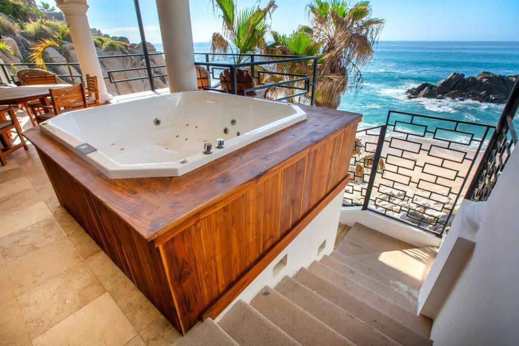 Beach Front Casa Bruma Jacuzzi With Massage Villa Cabo San Lucas Exterior photo